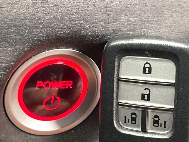 フリードハイブリッド ハイブリッド・ＥＸ　両側電動スライドドア　フリップダウンモニター　バックカメラ　ホンダセンシング　レーダークルーズコントロール　禁煙車　ハーフレザーシート　ドライブレコーダー　コーナーセンサー　前席シートヒーター　ＥＴＣ（42枚目）