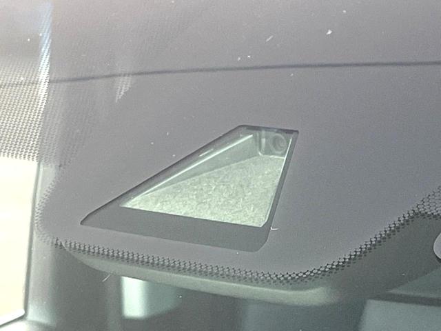 ヴェルファイア ２．５Ｚ　Ｇエディション　禁煙車　純正１０インチナビ　フリップダウン　バックカメラ　シートベンチレーション　エグゼクティブパワーシート　３眼ＬＥＤヘッド　両側パワースライドドア　パワーバックドア　セーフティセンス（6枚目）