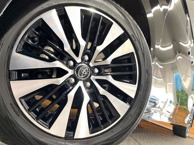 ヴェルファイア ２．５Ｚ　Ｇエディション　禁煙車　純正１０インチナビ　フリップダウン　バックカメラ　シートベンチレーション　エグゼクティブパワーシート　３眼ＬＥＤヘッド　両側パワースライドドア　パワーバックドア　セーフティセンス（14枚目）