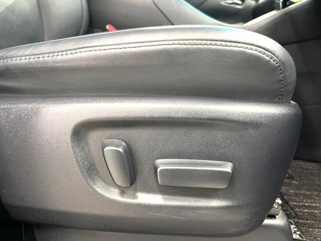 ヴェルファイア ２．５Ｚ　Ｇエディション　禁煙車　純正１０インチナビ　フリップダウン　バックカメラ　シートベンチレーション　エグゼクティブパワーシート　３眼ＬＥＤヘッド　両側パワースライドドア　パワーバックドア　セーフティセンス（44枚目）