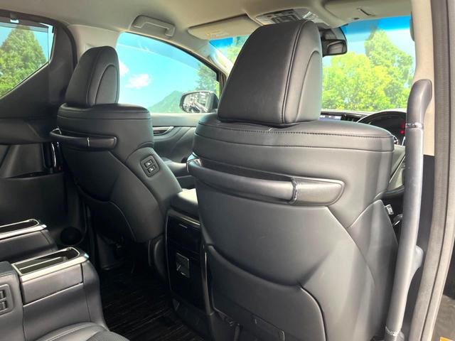 ヴェルファイア ２．５Ｚ　Ｇエディション　禁煙車　純正１０インチナビ　フリップダウン　バックカメラ　シートベンチレーション　エグゼクティブパワーシート　３眼ＬＥＤヘッド　両側パワースライドドア　パワーバックドア　セーフティセンス（51枚目）