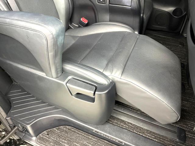 ヴェルファイア ２．５Ｚ　Ｇエディション　禁煙車　純正１０インチナビ　フリップダウン　バックカメラ　シートベンチレーション　エグゼクティブパワーシート　３眼ＬＥＤヘッド　両側パワースライドドア　パワーバックドア　セーフティセンス（54枚目）