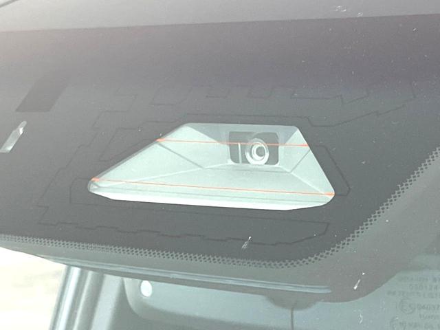 ランドクルーザー２５０ ＺＸファーストエディション　ムーンルーフ　丸目ＬＥＤ　１２．３インチナビ　アドバンストパーク　床下透過パノラミックビュー　ブラインドスポット　ＪＢＬサウンド　シートベンチレーション　デジタルインナーミラー　ステアリングヒーター（6枚目）