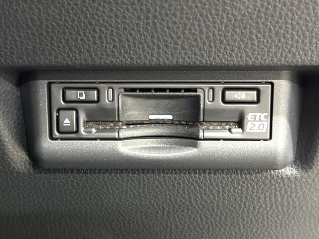 ランドクルーザー２５０ ＺＸファーストエディション　ムーンルーフ　丸目ＬＥＤ　１２．３インチナビ　アドバンストパーク　床下透過パノラミックビュー　ブラインドスポット　ＪＢＬサウンド　シートベンチレーション　デジタルインナーミラー　ステアリングヒーター（7枚目）