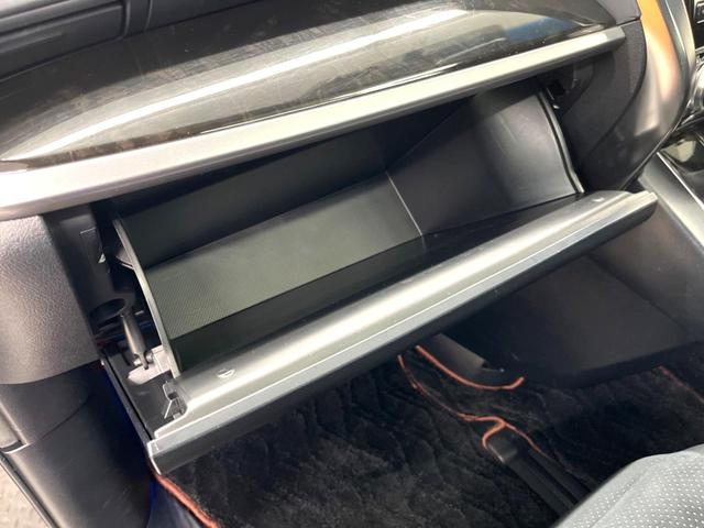 アルファード ２．５Ｓ　Ａパッケージ　タイプブラック　サンルーフ　モデリスタエアロ　１１インチＢＩＧ－Ｘ　ＡＬＰＩＮＥフリップダウンモニター　禁煙車　バックカメラ　両側パワースライドドア　１００Ｖ電源　プリクラッシュ　レーダークルーズ　パワーバックドア（49枚目）