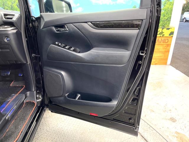 アルファード ２．５Ｓ　Ａパッケージ　タイプブラック　サンルーフ　モデリスタエアロ　１１インチＢＩＧ－Ｘ　ＡＬＰＩＮＥフリップダウンモニター　禁煙車　バックカメラ　両側パワースライドドア　１００Ｖ電源　プリクラッシュ　レーダークルーズ　パワーバックドア（53枚目）