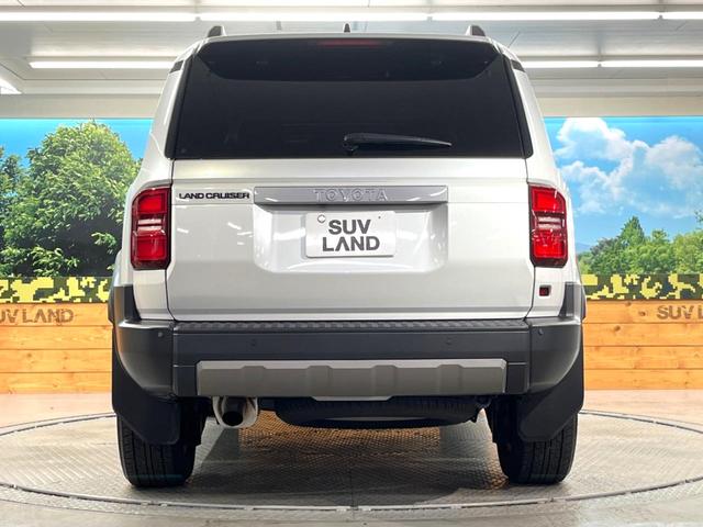 ランドクルーザー２５０ ＶＸ　ムーンルーフ　禁煙車　１２．３インチディスプレイオーディオ　パノラミックビュー　シートベンチレーション　ブラインドスポット　革シート　パワーバックドア　セーフティセンス　レーダークルーズ　ＥＴＣ２．０（16枚目）