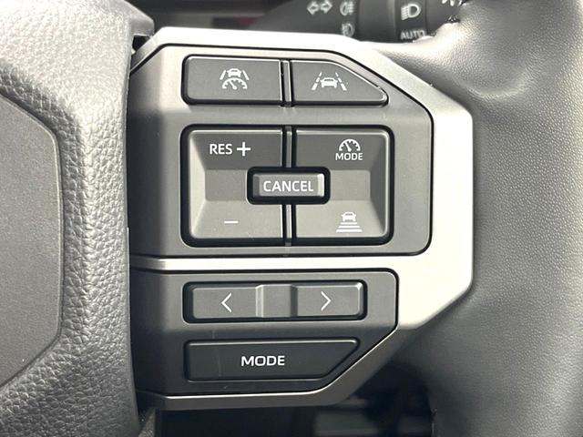 ランドクルーザー２５０ ＶＸ　ムーンルーフ　禁煙車　１２．３インチディスプレイオーディオ　パノラミックビュー　シートベンチレーション　ブラインドスポット　革シート　パワーバックドア　セーフティセンス　レーダークルーズ　ＥＴＣ２．０（30枚目）