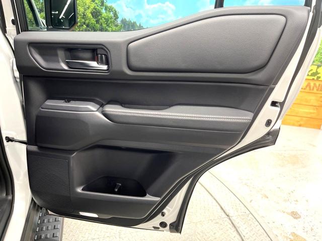 ランドクルーザー２５０ ＶＸ　ムーンルーフ　禁煙車　１２．３インチディスプレイオーディオ　パノラミックビュー　シートベンチレーション　ブラインドスポット　革シート　パワーバックドア　セーフティセンス　レーダークルーズ　ＥＴＣ２．０（44枚目）