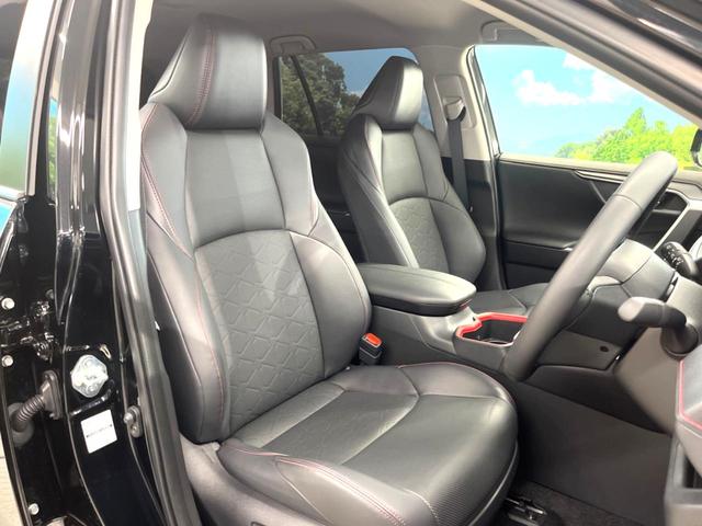 ＲＡＶ４ アドベンチャー　オフロードパッケージＩＩ　禁煙車　１０．５インチディスプレイオーディオ　パノラミックビュー　シートベンチレーション　デジタルインナーミラー　メモリー付パワーシート　ハンズフリーパワーバックドア　ブラインドスポットモニター（9枚目）