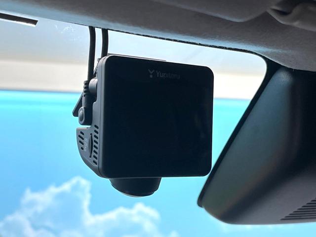 ライズ Ｚ　純正エアロ　リアスポイラー　禁煙車　Ｐｉｏｎｅｅｒ９インチナビ　フリップダウンモニター　パノラミックビュー　スマートアシスト　シーケンシャルターンランプ　シートヒーター　３６０°ドラレコ　ＥＴＣ（8枚目）