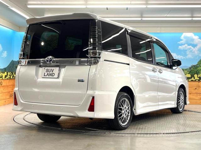 ヴォクシー ハイブリッドＺＳ　煌ＩＩＩ　両側電動スライドドア　イクリプス製ナビ　フリップダウン　バックカメラ　セーフティセンス　禁煙車　ドラレコ　クリアランスソナー　スマートキー　ＬＥＤヘッド　ＥＴＣ　クルコン　オートマチックハイビーム（29枚目）