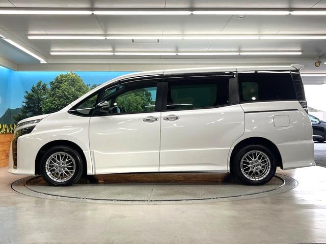 ヴォクシー ハイブリッドＺＳ　煌ＩＩＩ　両側電動スライドドア　イクリプス製ナビ　フリップダウン　バックカメラ　セーフティセンス　禁煙車　ドラレコ　クリアランスソナー　スマートキー　ＬＥＤヘッド　ＥＴＣ　クルコン　オートマチックハイビーム（31枚目）