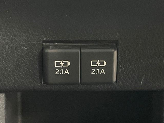 ヴォクシー ハイブリッドＺＳ　煌ＩＩＩ　両側電動スライドドア　イクリプス製ナビ　フリップダウン　バックカメラ　セーフティセンス　禁煙車　ドラレコ　クリアランスソナー　スマートキー　ＬＥＤヘッド　ＥＴＣ　クルコン　オートマチックハイビーム（43枚目）