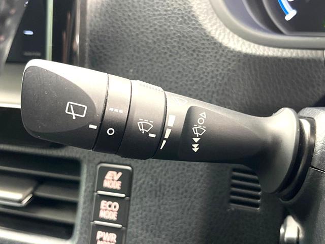 ヴォクシー ハイブリッドＺＳ　煌ＩＩＩ　両側電動スライドドア　イクリプス製ナビ　フリップダウン　バックカメラ　セーフティセンス　禁煙車　ドラレコ　クリアランスソナー　スマートキー　ＬＥＤヘッド　ＥＴＣ　クルコン　オートマチックハイビーム（48枚目）