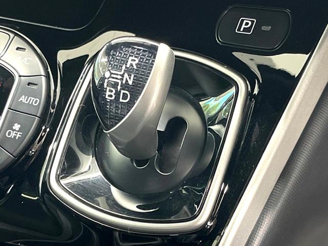 ヴォクシー ハイブリッドＺＳ　煌ＩＩＩ　両側電動スライドドア　イクリプス製ナビ　フリップダウン　バックカメラ　セーフティセンス　禁煙車　ドラレコ　クリアランスソナー　スマートキー　ＬＥＤヘッド　ＥＴＣ　クルコン　オートマチックハイビーム（53枚目）