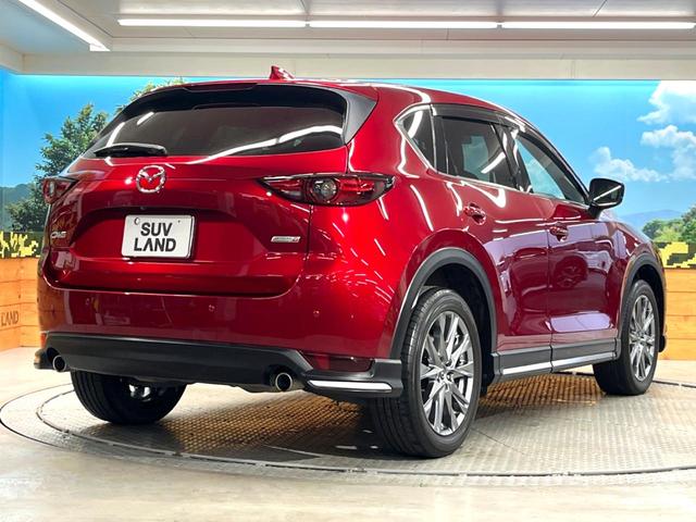 ＣＸ－５ ＸＤ　エクスクルーシブモード　純正７インチナビ　３６０°ビューモニター　ＢＯＳＥサウンド　ｉ－ＡＣＴＩＶＥＳＥＮＳＥ　レーダークルーズ　禁煙車　電動リアゲート　レザーシート　全席シートヒーター　前席シートエアコン　コーナーセンサー（17枚目）