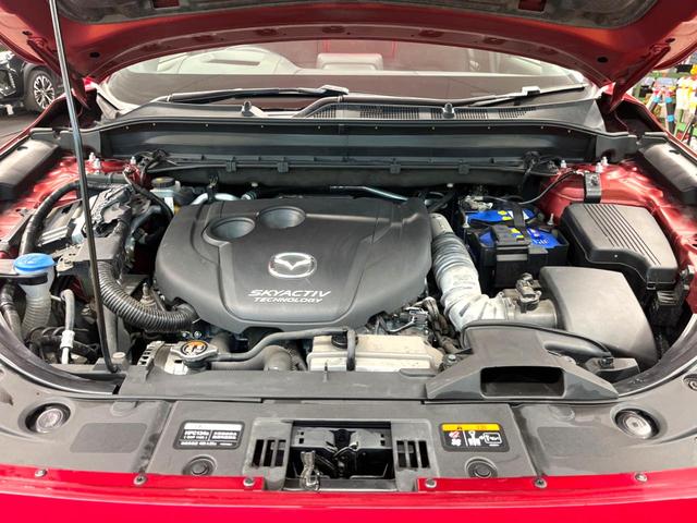 ＣＸ－５ ＸＤ　エクスクルーシブモード　純正７インチナビ　３６０°ビューモニター　ＢＯＳＥサウンド　ｉ－ＡＣＴＩＶＥＳＥＮＳＥ　レーダークルーズ　禁煙車　電動リアゲート　レザーシート　全席シートヒーター　前席シートエアコン　コーナーセンサー（18枚目）