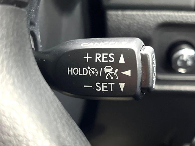 ランドクルーザープラド ＴＸ　Ｌパッケージ　７０ｔｈアニバーサリーリミテッド　４ＷＤ　サンルーフ　トヨタセーフティセンス　レーダークルーズコントロール　シートベンチレーション　革巻きステアリング　ドライブレコーダー　ＥＴＣ　純正ＳＤナビ　Ｂｌｕｅｔｏｏｔｈ再生（7枚目）