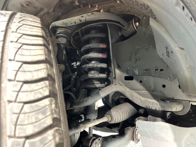 ランドクルーザープラド ＴＸ　Ｌパッケージ　７０ｔｈアニバーサリーリミテッド　４ＷＤ　サンルーフ　トヨタセーフティセンス　レーダークルーズコントロール　シートベンチレーション　革巻きステアリング　ドライブレコーダー　ＥＴＣ　純正ＳＤナビ　Ｂｌｕｅｔｏｏｔｈ再生（20枚目）