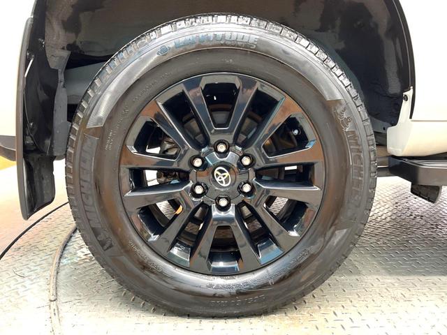 ランドクルーザープラド ＴＸ　Ｌパッケージ　７０ｔｈアニバーサリーリミテッド　４ＷＤ　サンルーフ　トヨタセーフティセンス　レーダークルーズコントロール　シートベンチレーション　革巻きステアリング　ドライブレコーダー　ＥＴＣ　純正ＳＤナビ　Ｂｌｕｅｔｏｏｔｈ再生（31枚目）