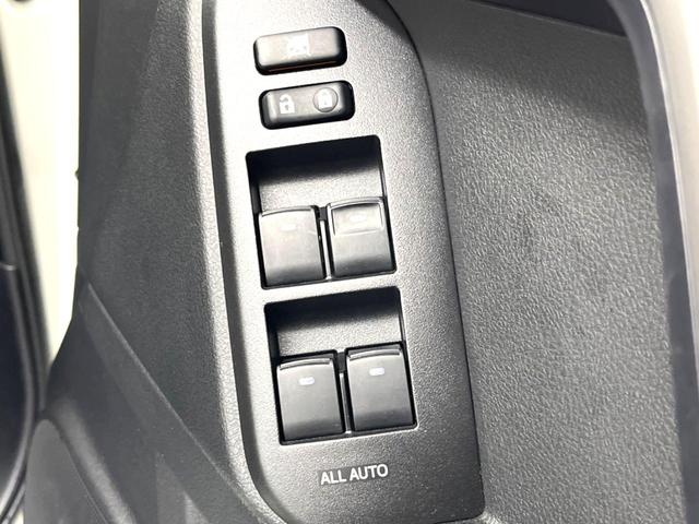 ランドクルーザープラド ＴＸ　Ｌパッケージ　７０ｔｈアニバーサリーリミテッド　４ＷＤ　サンルーフ　トヨタセーフティセンス　レーダークルーズコントロール　シートベンチレーション　革巻きステアリング　ドライブレコーダー　ＥＴＣ　純正ＳＤナビ　Ｂｌｕｅｔｏｏｔｈ再生（39枚目）