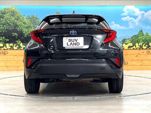 Ｃ－ＨＲ Ｇ　モード　ネロ　セーフティプラスＩＩ　禁煙車　パノラミックビュー　８インチディスプレイオーディオ　ブラインドスポット　セーフティセンス　レーダークルーズ　シーケンシャルターンランプ　マットブラック１８ＡＷ　前席シートヒーター　ドラレコ（16枚目）