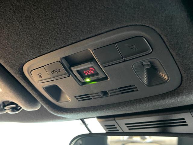 ヤリスクロス ハイブリッドＺ　禁煙車　８インチディスプレイオーディオ　パノラミックビュー　ブラインドスポット　セーフティセンス　レーダークルーズ　パワーシート　シートヒーター　ドラレコ　ＥＴＣ２．０　革巻きステアリング（27枚目）