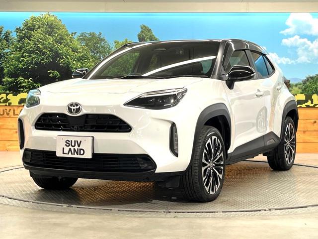 ヤリスクロス ハイブリッドＺ　禁煙車　８インチディスプレイオーディオ　パノラミックビュー　ブラインドスポット　セーフティセンス　レーダークルーズ　パワーシート　シートヒーター　ドラレコ　ＥＴＣ２．０　革巻きステアリング（50枚目）