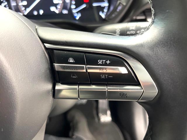 ＭＸ－３０ ベースグレード　禁煙車　８．８インチマツダコネクト　３６０°ビューモニター　ｉ－アクティブセンス　レーダークルーズ　ブラインドスポット　シートヒーター　ステアリングヒーター　メモリー付パワーシート　パドルシフト（7枚目）