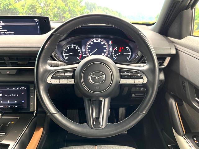 ＭＸ－３０ ベースグレード　禁煙車　８．８インチマツダコネクト　３６０°ビューモニター　ｉ－アクティブセンス　レーダークルーズ　ブラインドスポット　シートヒーター　ステアリングヒーター　メモリー付パワーシート　パドルシフト（12枚目）