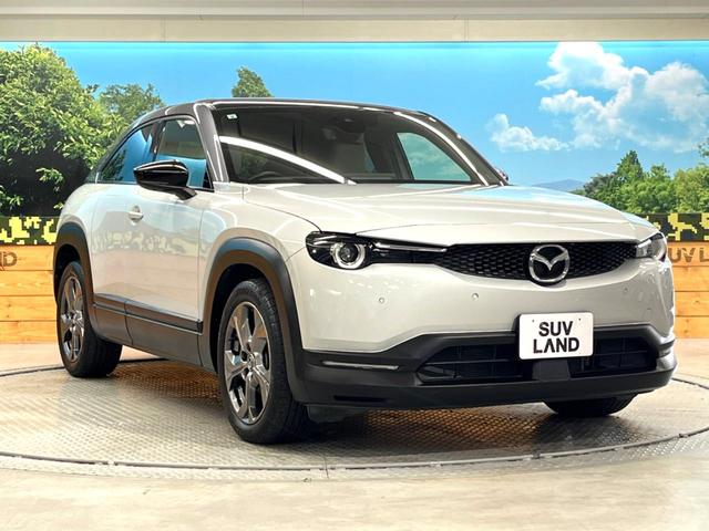 ＭＸ－３０ ベースグレード　禁煙車　８．８インチマツダコネクト　３６０°ビューモニター　ｉ－アクティブセンス　レーダークルーズ　ブラインドスポット　シートヒーター　ステアリングヒーター　メモリー付パワーシート　パドルシフト（17枚目）