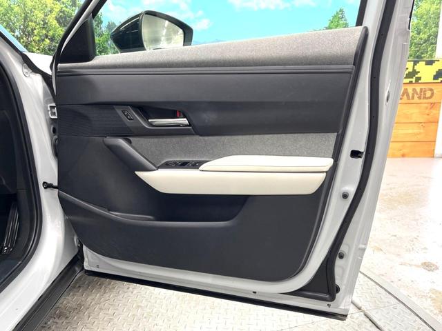 ＭＸ－３０ ベースグレード　禁煙車　８．８インチマツダコネクト　３６０°ビューモニター　ｉ－アクティブセンス　レーダークルーズ　ブラインドスポット　シートヒーター　ステアリングヒーター　メモリー付パワーシート　パドルシフト（45枚目）