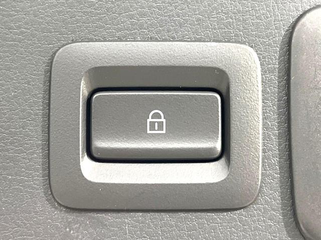 ＭＸ－３０ ベースグレード　禁煙車　８．８インチマツダコネクト　３６０°ビューモニター　ｉ－アクティブセンス　レーダークルーズ　ブラインドスポット　シートヒーター　ステアリングヒーター　メモリー付パワーシート　パドルシフト（51枚目）