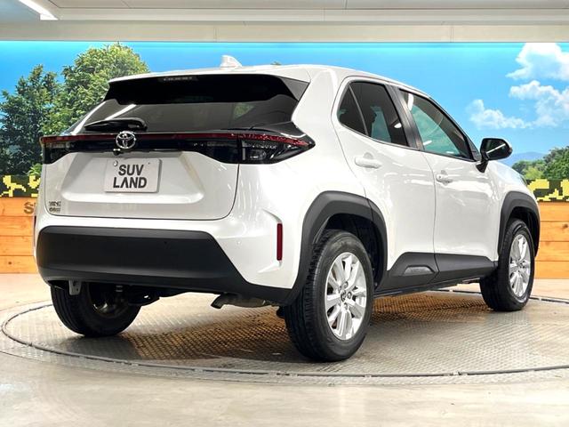 ヤリスクロス G パノラミックビューモニター トヨタセーフティセンス 純正8インチディスプレイオーディオ レーダークルーズコントロール LEDヘッドライト 革巻きステアリング Bluetooth再生 ETC(17枚目)