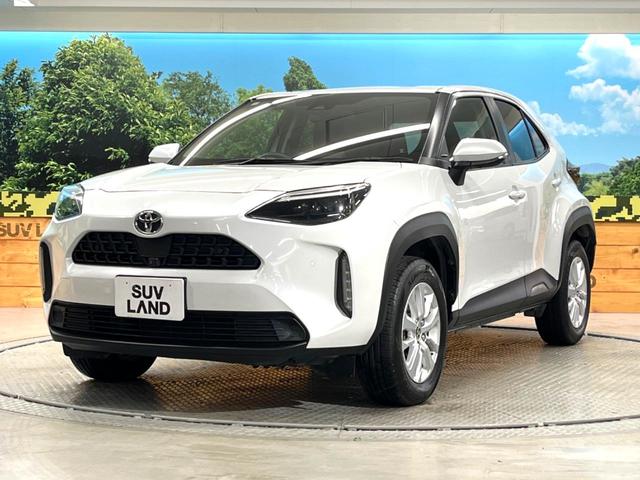 ヤリスクロス G パノラミックビューモニター トヨタセーフティセンス 純正8インチディスプレイオーディオ レーダークルーズコントロール LEDヘッドライト 革巻きステアリング Bluetooth再生 ETC(27枚目)