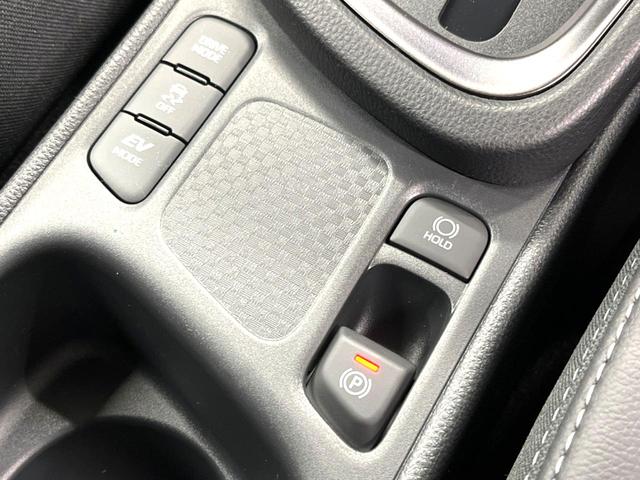 ヤリスクロス ハイブリッドZ 登録済未使用車 純正8インチナビ パノラミックビュー セーフティセンス レーダークルーズ ブラインドスポット ステアリングヒーター シートヒーター パワーシート ハーフレザーシート ETC2.0(30枚目)