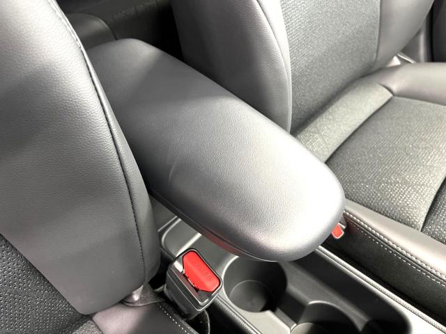 ヤリスクロス ハイブリッドZ 登録済未使用車 純正8インチナビ パノラミックビュー セーフティセンス レーダークルーズ ブラインドスポット ステアリングヒーター シートヒーター パワーシート ハーフレザーシート ETC2.0(35枚目)