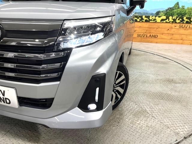 ルーミー カスタムＧ　禁煙車　９インチディスプレイオーディオ　パノラミックビュー　両側パワースライドドア　前後ドラレコ　スマートアシスト　アダプティブクルーズ　シートヒーター　シートバックテーブル　ＬＥＤヘッド　フルセグ（13枚目）