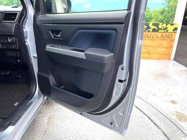 ルーミー カスタムＧ　禁煙車　９インチディスプレイオーディオ　パノラミックビュー　両側パワースライドドア　前後ドラレコ　スマートアシスト　アダプティブクルーズ　シートヒーター　シートバックテーブル　ＬＥＤヘッド　フルセグ（35枚目）