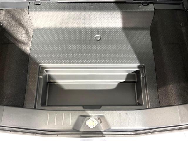 ルーミー カスタムＧ　禁煙車　９インチディスプレイオーディオ　パノラミックビュー　両側パワースライドドア　前後ドラレコ　スマートアシスト　アダプティブクルーズ　シートヒーター　シートバックテーブル　ＬＥＤヘッド　フルセグ（39枚目）