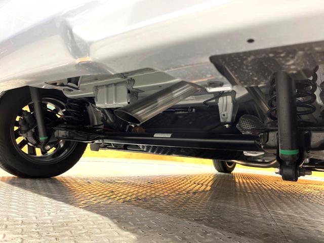 ルーミー カスタムＧ　禁煙車　９インチディスプレイオーディオ　パノラミックビュー　両側パワースライドドア　前後ドラレコ　スマートアシスト　アダプティブクルーズ　シートヒーター　シートバックテーブル　ＬＥＤヘッド　フルセグ（41枚目）