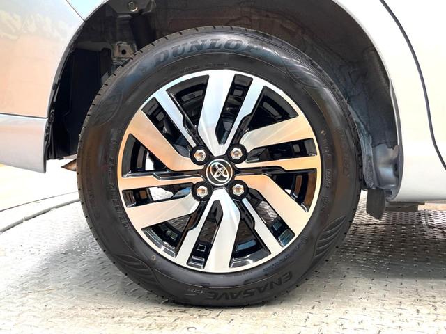 ルーミー カスタムＧ　禁煙車　９インチディスプレイオーディオ　パノラミックビュー　両側パワースライドドア　前後ドラレコ　スマートアシスト　アダプティブクルーズ　シートヒーター　シートバックテーブル　ＬＥＤヘッド　フルセグ（50枚目）