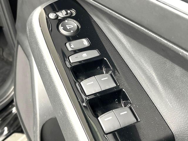 ヴェゼル ｅ：ＨＥＶ　Ｚ　禁煙車　純正９インチナビ　バックカメラ　ホンダセンシング　ブラインドスポット　アダプティブクルーズ　パーキングセンサー　パワーバックドア　シートヒーター　ステアリングヒーター　ＥＴＣ２．０　ドラレコ（43枚目）