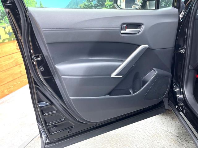 カローラクロス ハイブリッド Z トヨタセーフティセンス パノラミックビューモニター 10.5インチディスプレイオーディオ ブラインドスポットモニター LEDシーケンシャルターンランプ ハンズフリーパワーバックドア Bluetooth(65枚目)