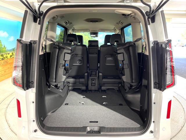 セレナ e-パワー ハイウェイスターV 両側電動スライドドア コネクトナビゲーション アラウンドビューモニター プロパイロット インテリジェントルームミラー 360度セーフティアシスト ETC2.0 AppleCarPlay(10枚目)