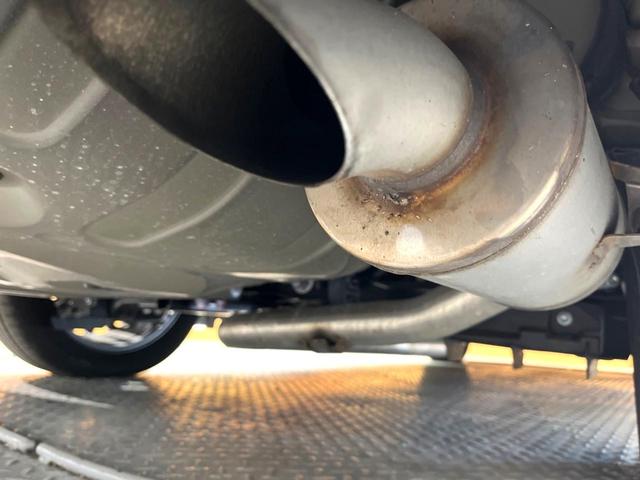 ヴェルファイアハイブリッド Z プレミア 左右独立ムーンルーフ フリップダウンモニター 13.2インチ純正フリップダウンモニター 純正14インチディスプレイオーディオプラス トヨタセーフティセンス パノラミックビューモニター 置くだけ充電(26枚目)