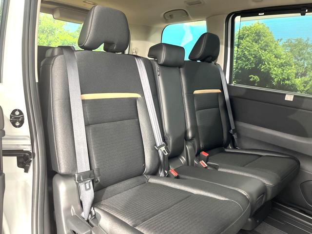 セレナ ｅ－パワー　ハイウェイスターＶ　両側電動スライドドア　３６０度セーフティアシスト　アラウンドビューモニター　プロパイロット　１２．３インチ純正ディスプレイ　ＡｐｐｌｅＣａｒＰｌａｙ　インテリジェントルームミラー　ＥＴＣ２．０（8枚目）