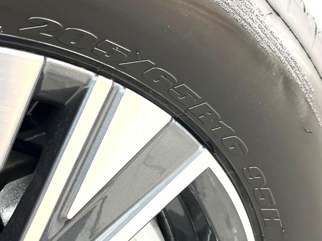 セレナ ｅ－パワー　ハイウェイスターＶ　両側電動スライドドア　３６０度セーフティアシスト　アラウンドビューモニター　プロパイロット　１２．３インチ純正ディスプレイ　ＡｐｐｌｅＣａｒＰｌａｙ　インテリジェントルームミラー　ＥＴＣ２．０（31枚目）