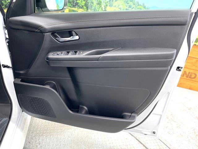 セレナ ｅ－パワー　ハイウェイスターＶ　両側電動スライドドア　３６０度セーフティアシスト　アラウンドビューモニター　プロパイロット　１２．３インチ純正ディスプレイ　ＡｐｐｌｅＣａｒＰｌａｙ　インテリジェントルームミラー　ＥＴＣ２．０（40枚目）